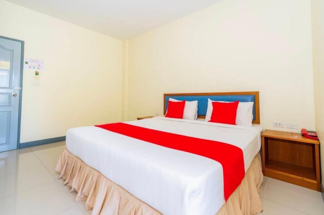 Hotel Baan Poemsuk Huahin Extérieur photo